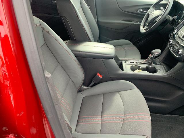 2022 Chevrolet Equinox Vehicle Photo in MOON TOWNSHIP, PA 15108-2571