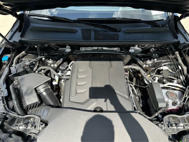 2025 Audi Q5 Vehicle Photo in HOUSTON, TX 77090