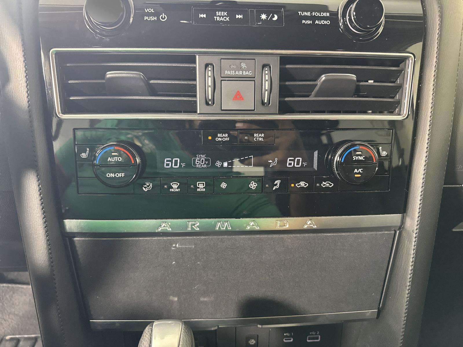 2024 Nissan Armada Vehicle Photo in GEORGETOWN, TX 78626-7508