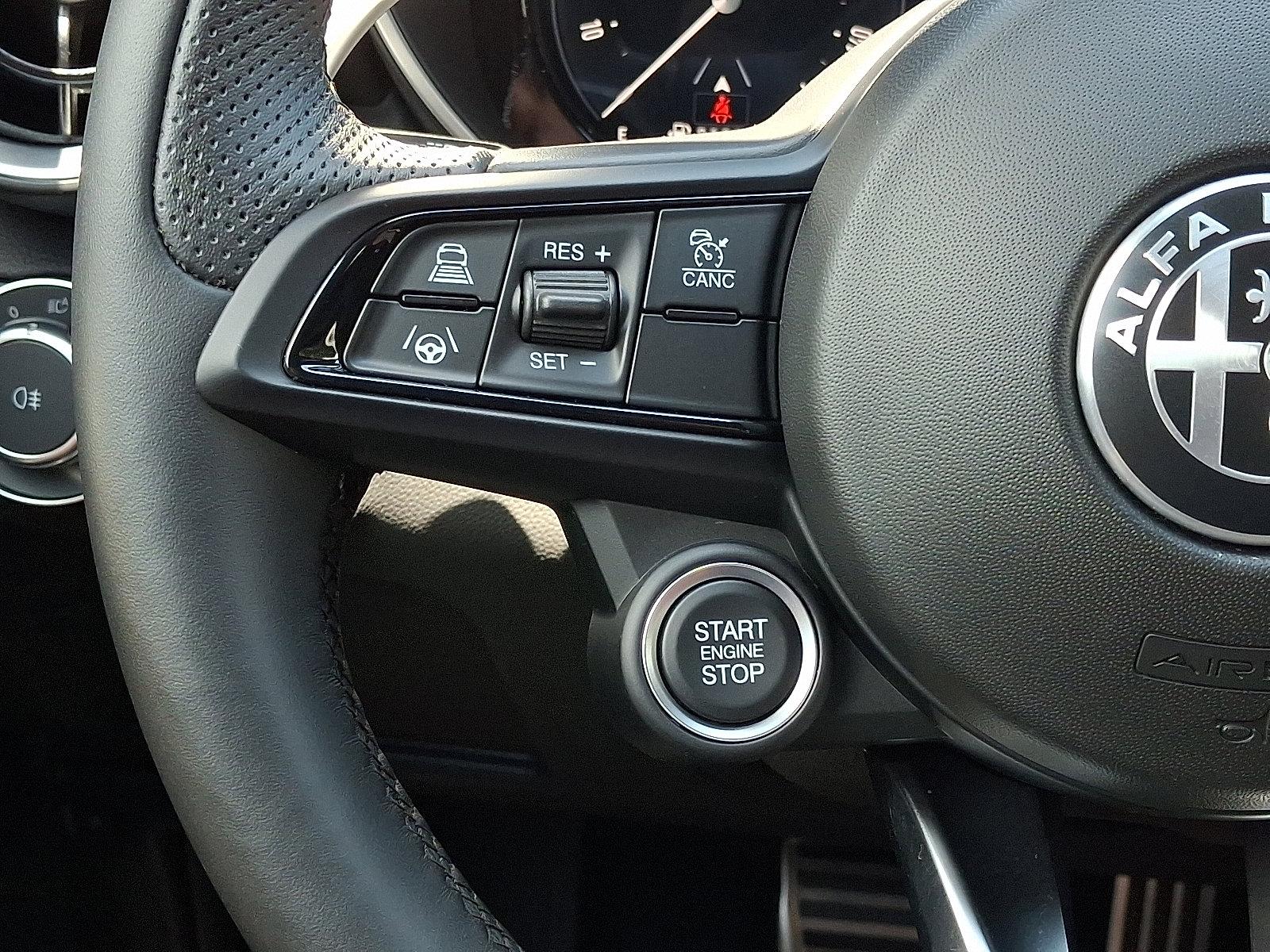2025 Alfa Romeo Giulia Vehicle Photo in Mechanicsburg, PA 17050