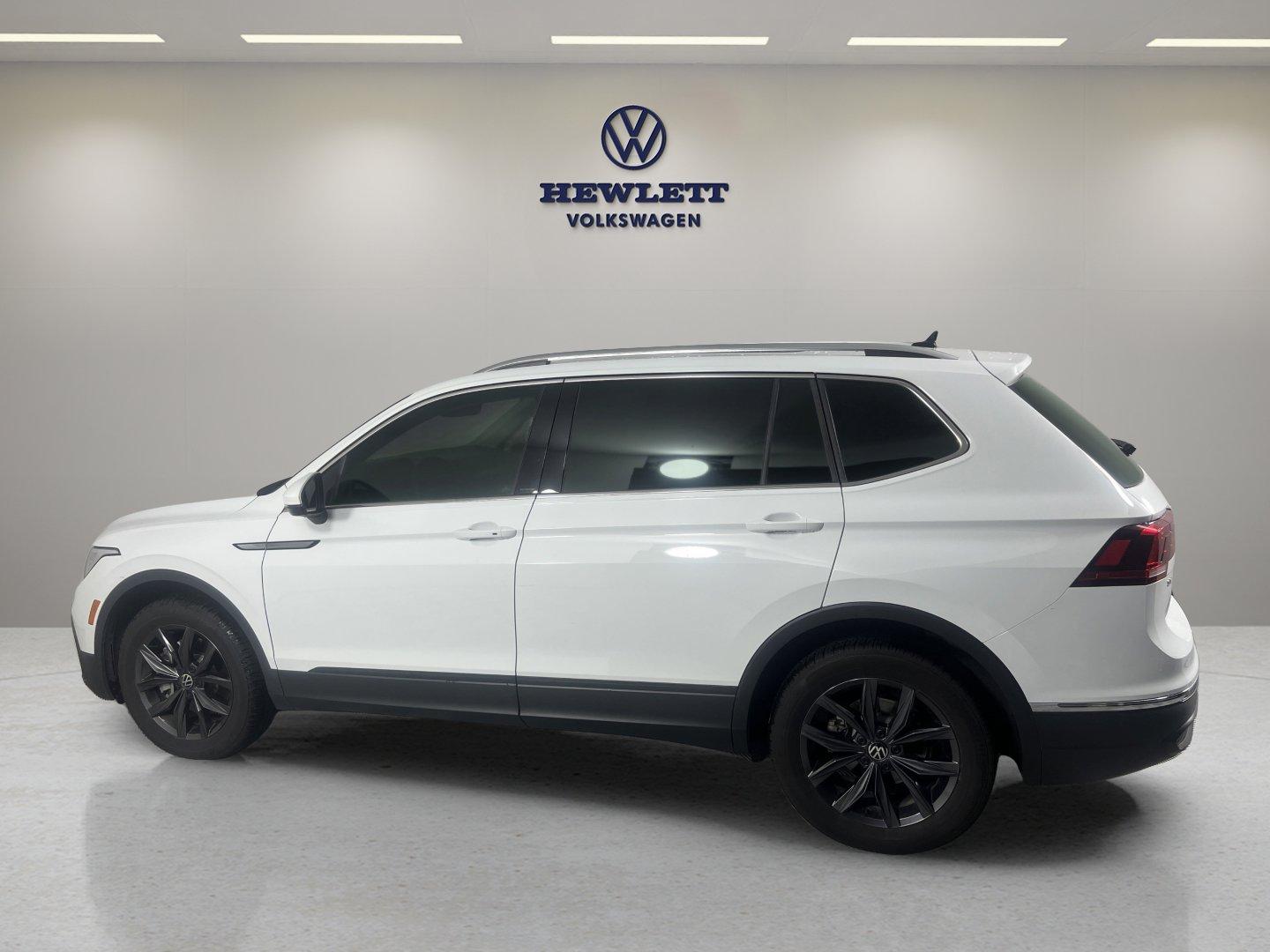 2024 Volkswagen Tiguan Vehicle Photo in Georgetown, TX 78626