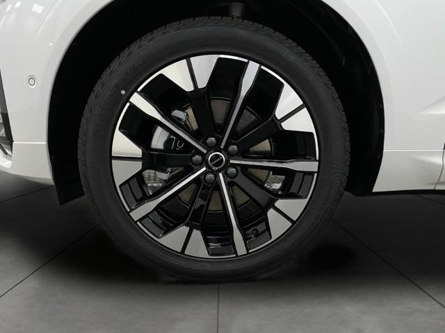 2026 Volvo XC60 Vehicle Photo in Appleton, WI 54913