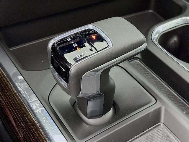 2025 GMC Sierra 1500 Vehicle Photo in PUYALLUP, WA 98371-4149