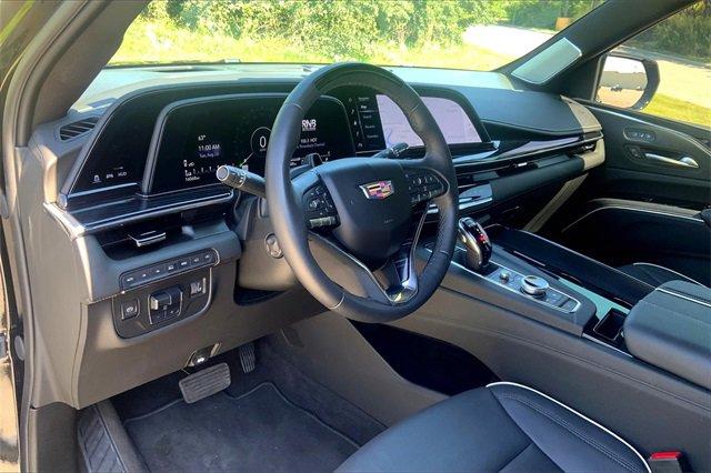 2023 Cadillac Escalade Vehicle Photo in KANSAS CITY, MO 64114-4545