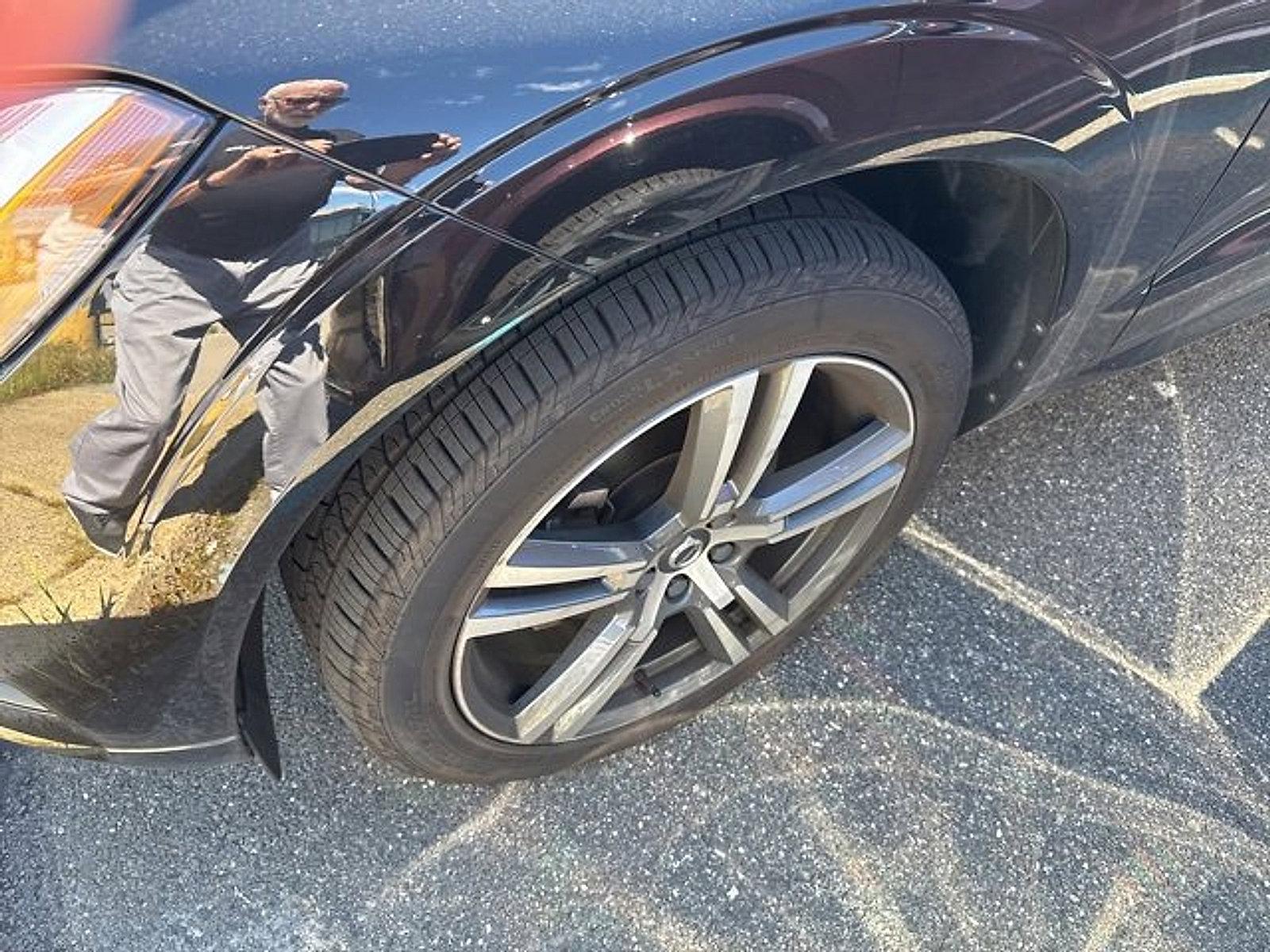 2021 Volvo XC60 Vehicle Photo in Trevose, PA 19053