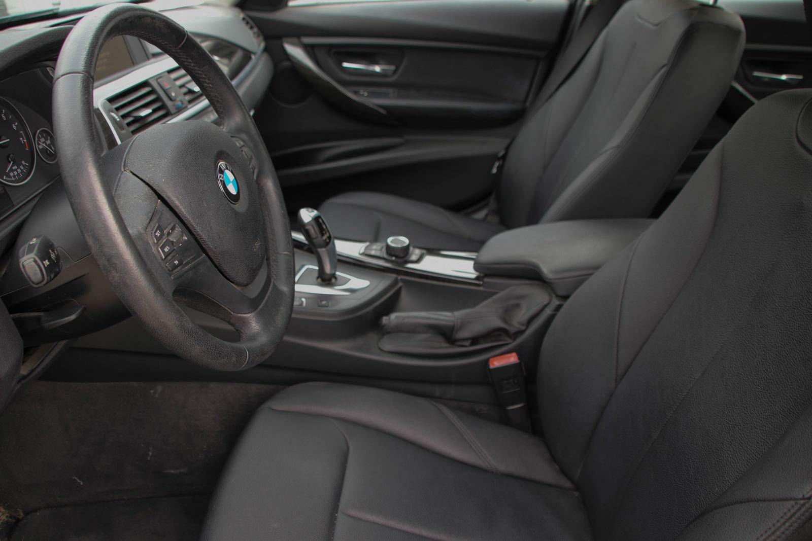 2017 BMW 320i Vehicle Photo in SUGAR LAND, TX 77478