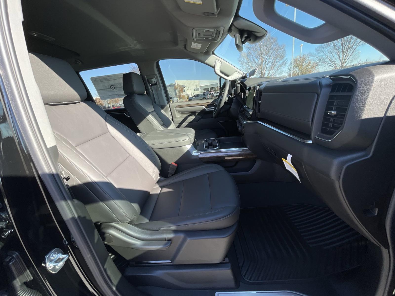 2025 Chevrolet Silverado 2500 HD Vehicle Photo in BENTONVILLE, AR 72712-4322