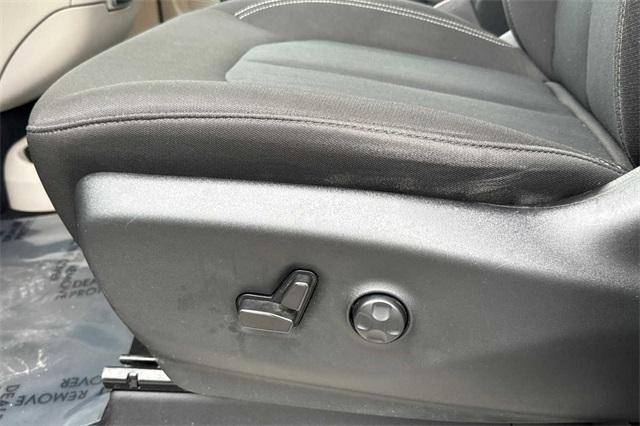 2022 Chrysler Voyager Vehicle Photo in ELK GROVE, CA 95757-8703