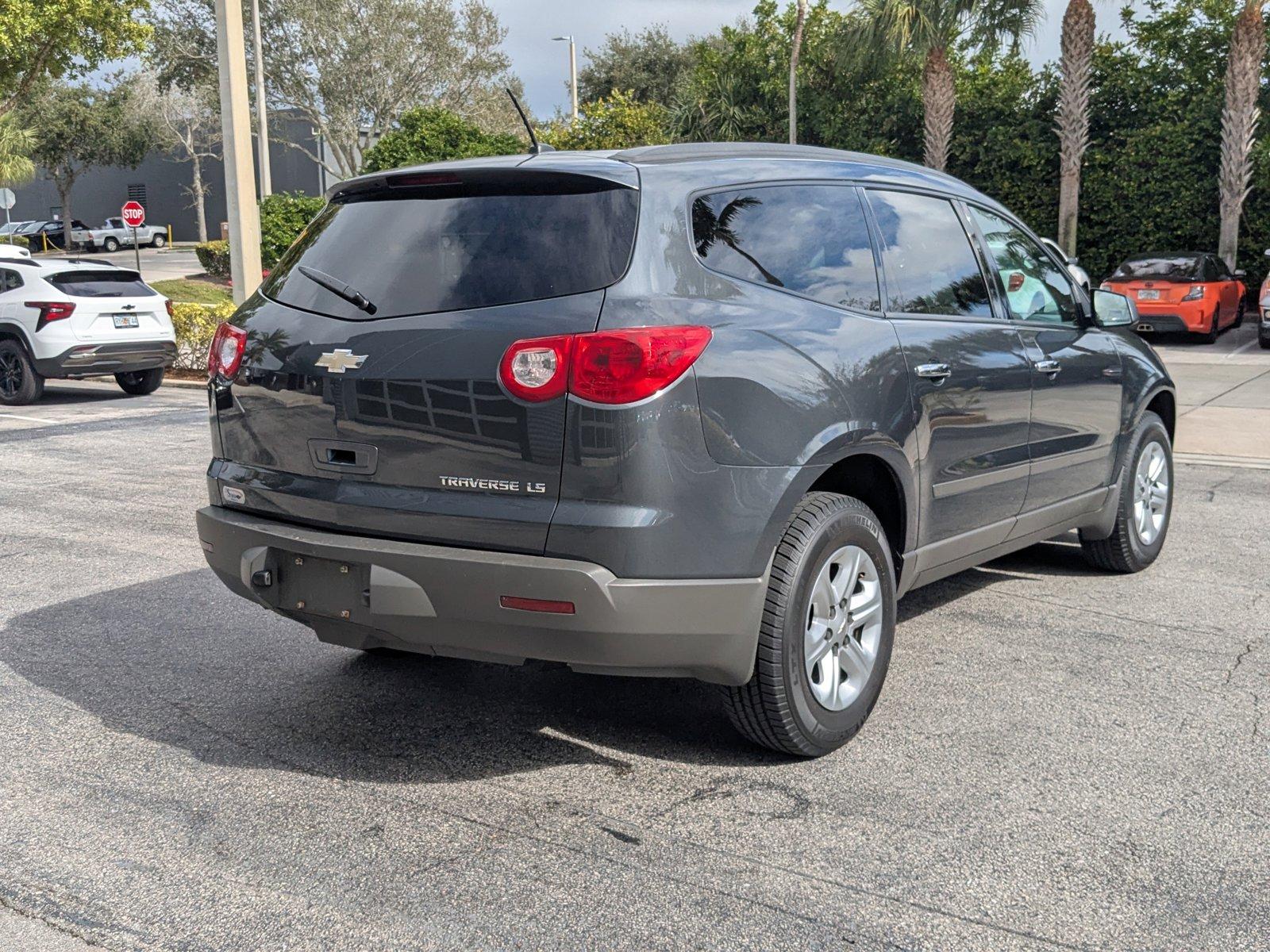 2011 Chevrolet Traverse Vehicle Photo in Pompano Beach, FL 33064