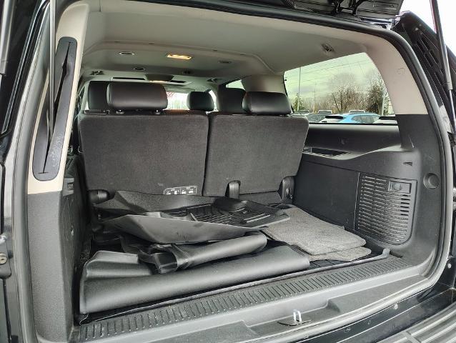 2012 Chevrolet Suburban LT photo 29