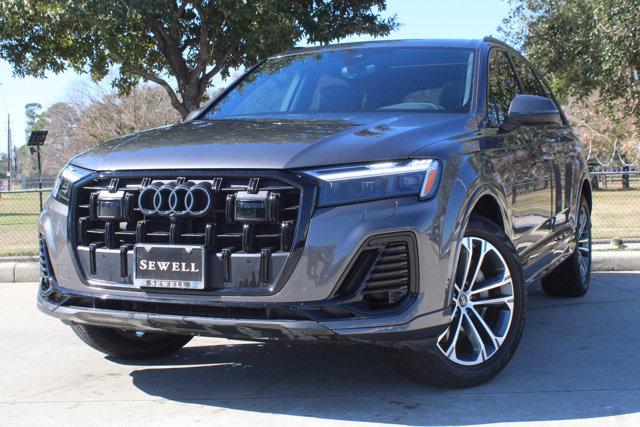 2025 Audi Q7 Vehicle Photo in HOUSTON, TX 77090