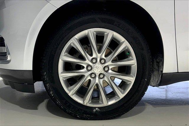2021 Buick Enclave Vehicle Photo in TOPEKA, KS 66609-0000