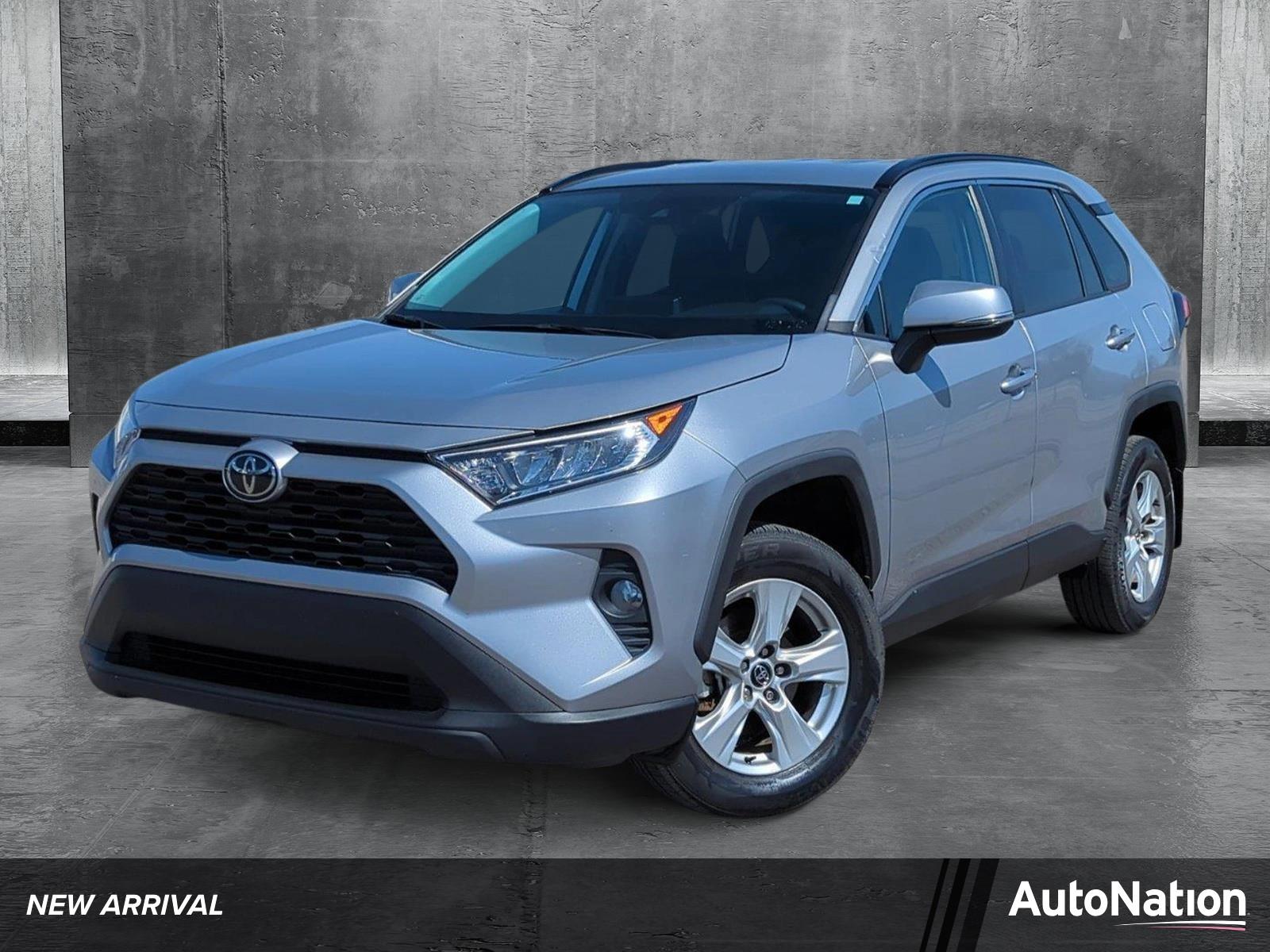 2020 Toyota RAV4 Vehicle Photo in Memphis, TN 38128