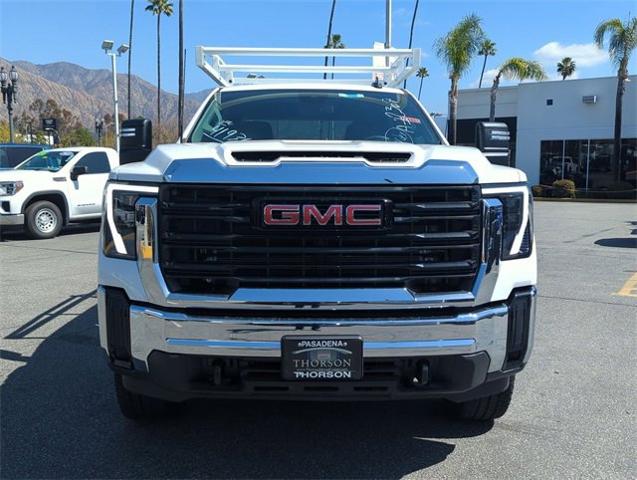 2024 GMC Sierra 3500 HD Vehicle Photo in PASADENA, CA 91107-3803
