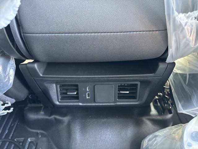 2025 GMC Sierra 3500 HD Chassis Cab Vehicle Photo in MEDINA, OH 44256-9631