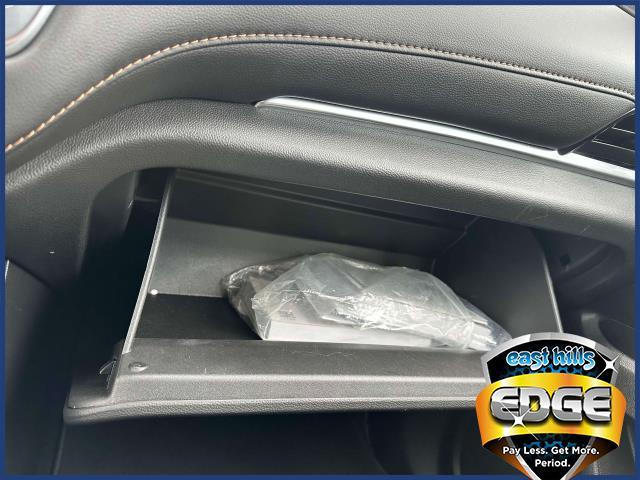 2021 Chevrolet Traverse Vehicle Photo in Roslyn, NY 11576