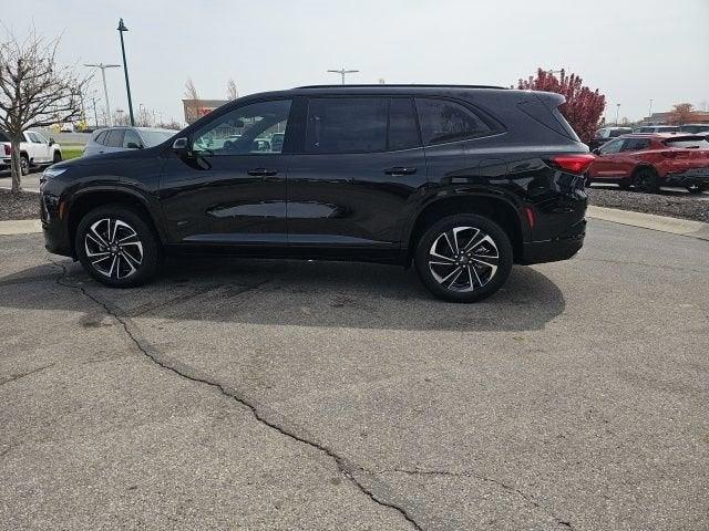 2025 Buick Enclave Vehicle Photo in Fishers, IN 46038