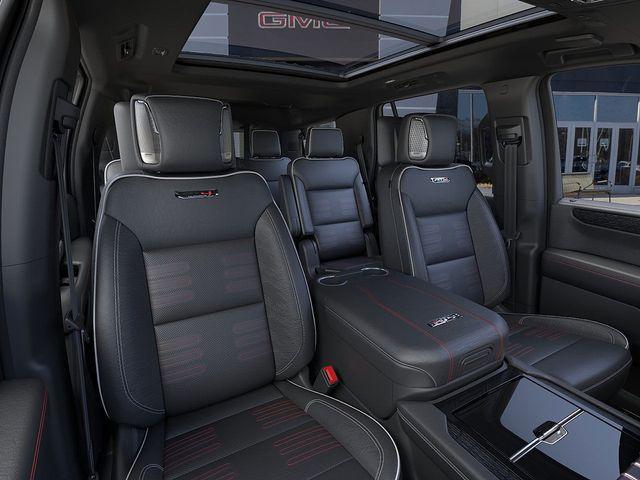 2025 GMC Yukon Vehicle Photo in DANBURY, CT 06810-5034