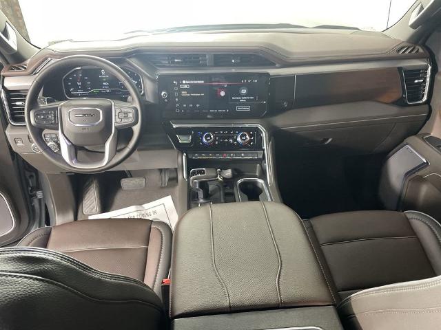 2025 GMC Sierra 1500 Vehicle Photo in GILBERT, AZ 85297-0402
