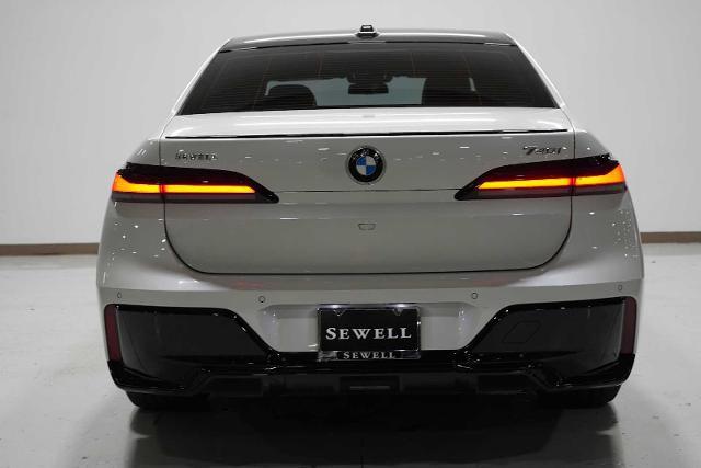 2023 BMW 740i Vehicle Photo in GRAPEVINE, TX 76051