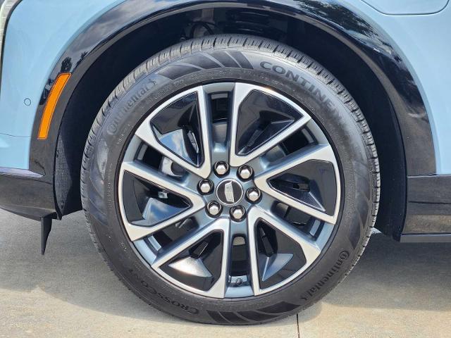2025 Cadillac OPTIQ Vehicle Photo in HOUSTON, TX 77079