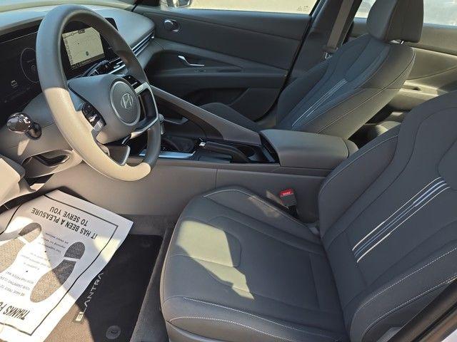 2024 Hyundai ELANTRA Vehicle Photo in Pleasant Hills, PA 15236