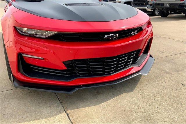 2022 Chevrolet Camaro Vehicle Photo in TOPEKA, KS 66609-0000