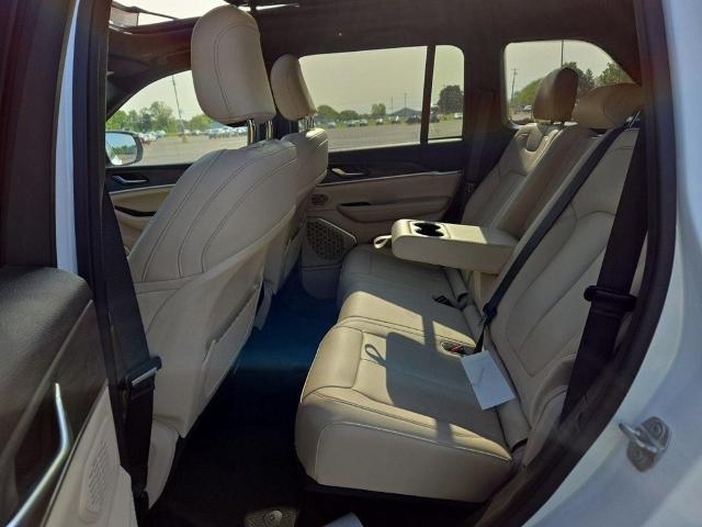2023 Jeep Grand Cherokee 4xe Vehicle Photo in Cedar Rapids, IA 52402