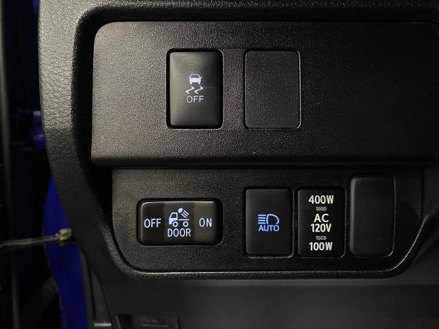 2022 Toyota Tacoma 4WD Vehicle Photo in Appleton, WI 54913