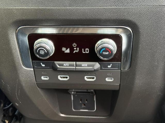 2024 GMC Yukon Vehicle Photo in COLUMBIA, MO 65203-3903