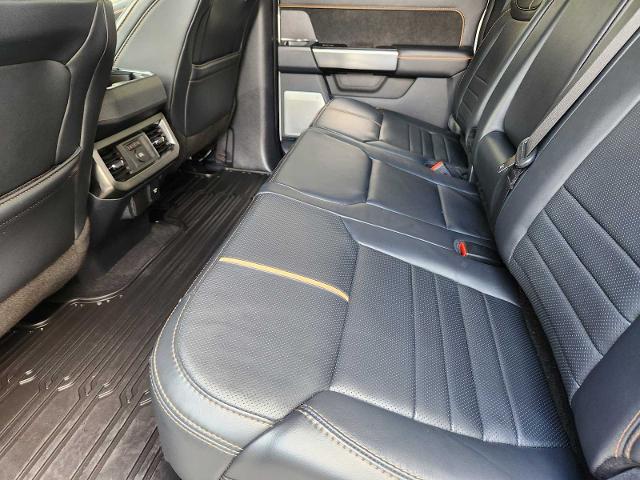 2024 Ford Super Duty F-250 SRW Vehicle Photo in DENTON, TX 76210-9321