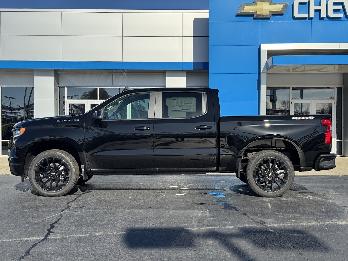 2025 Chevrolet Silverado 1500 Vehicle Photo in BOONVILLE, IN 47601-9633