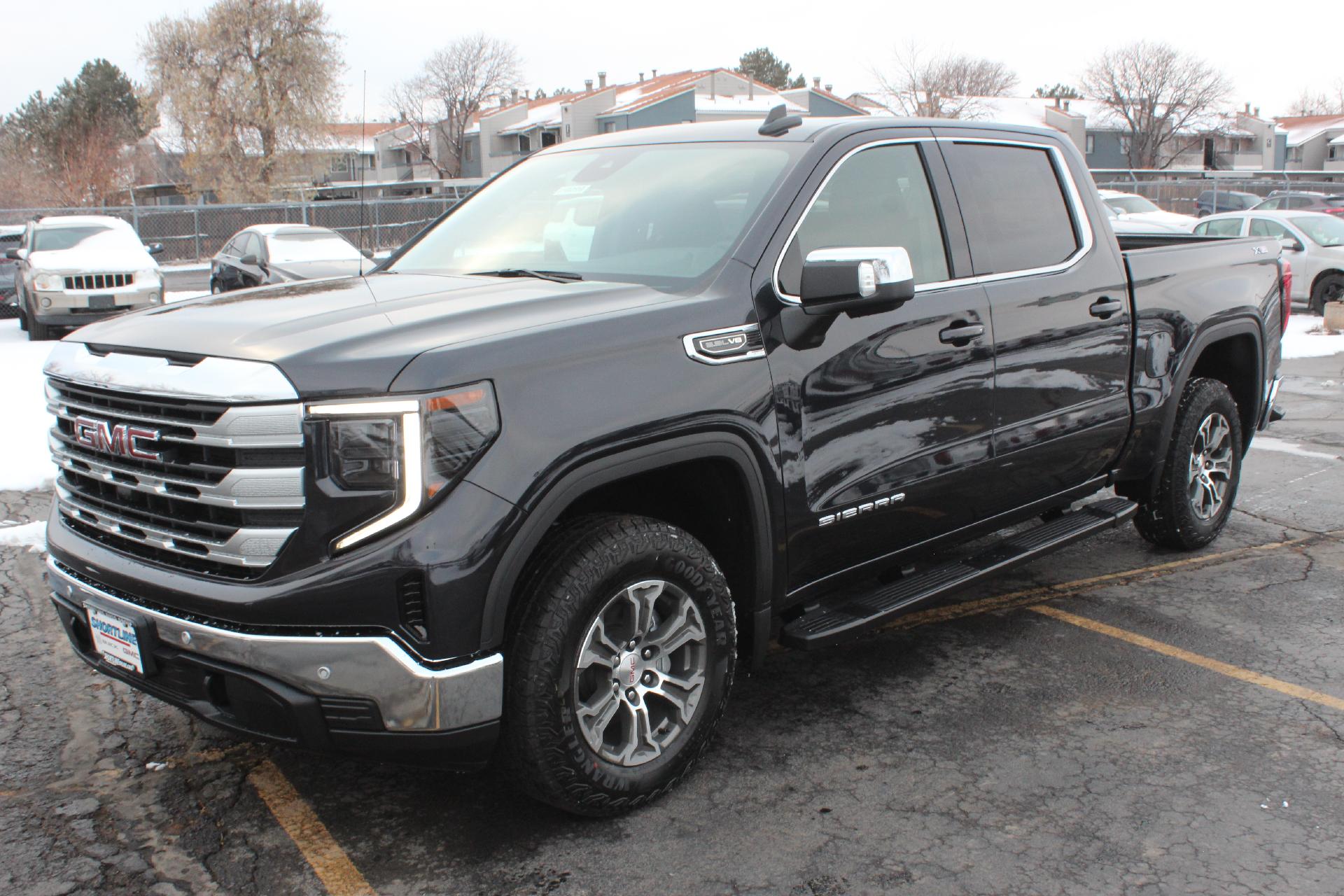 2025 GMC Sierra 1500 Vehicle Photo in AURORA, CO 80012-4011