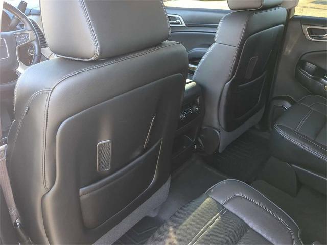 2016 GMC Yukon XL Vehicle Photo in BARTLETT, TN 38133-4101