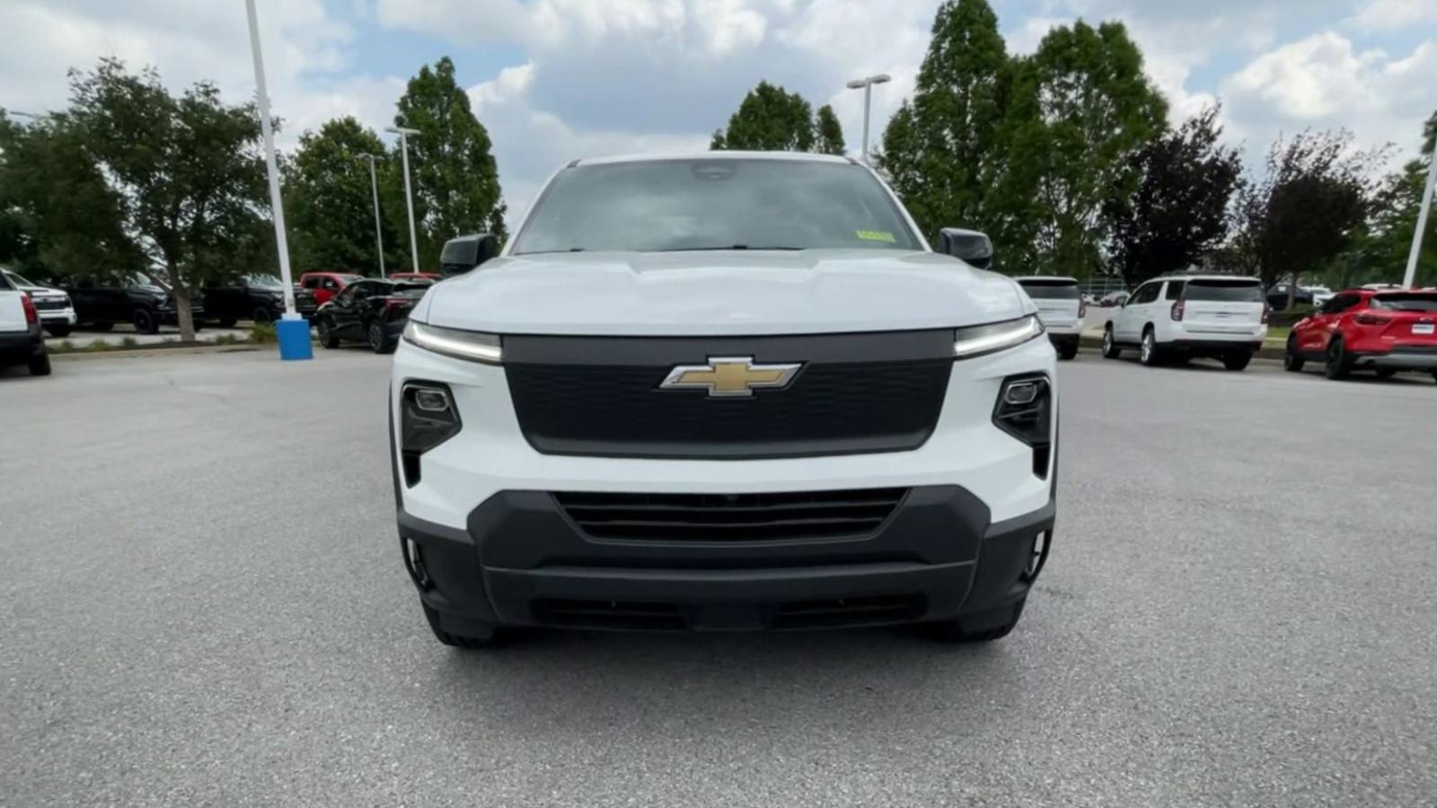2024 Chevrolet Silverado EV Vehicle Photo in BENTONVILLE, AR 72712-4322