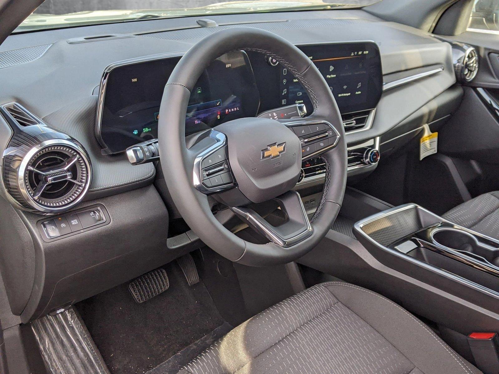 2025 Chevrolet Equinox Vehicle Photo in TIMONIUM, MD 21093-2300