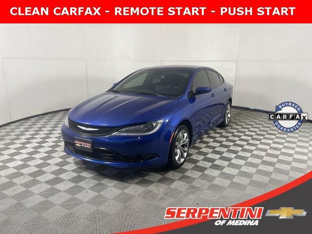 2015 Chrysler 200 Vehicle Photo in MEDINA, OH 44256-9001
