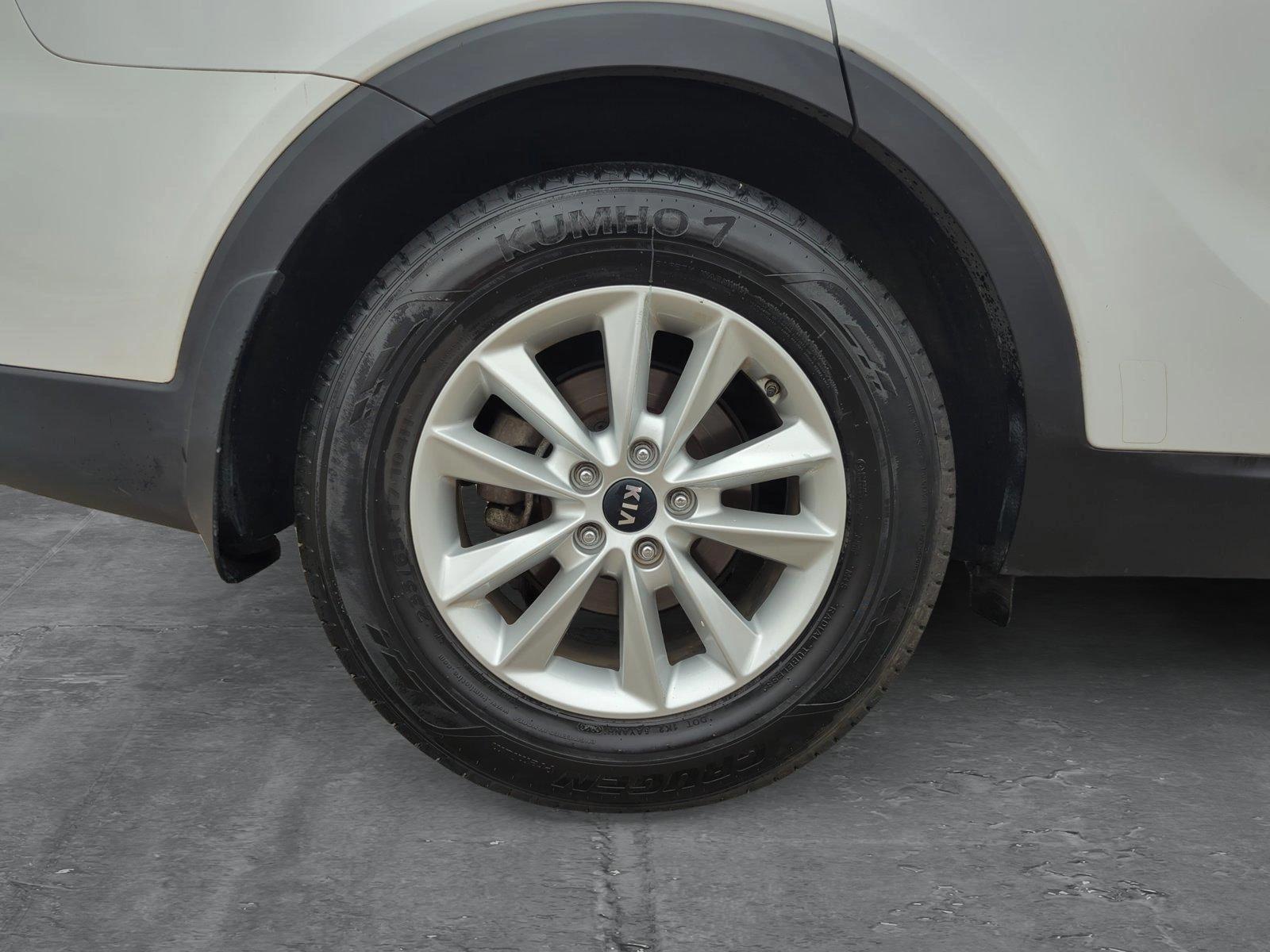 2019 Kia Sorento Vehicle Photo in Memphis, TN 38125