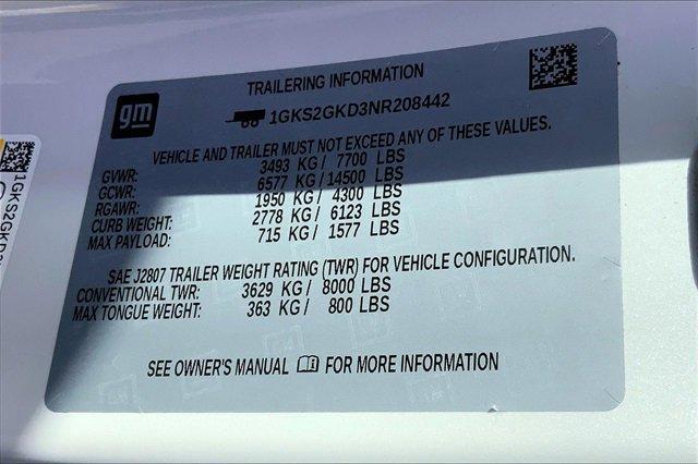 2022 GMC Yukon XL Vehicle Photo in TOPEKA, KS 66609-0000