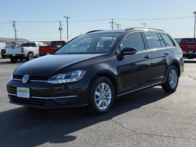 2019 Volkswagen Golf SportWagen Vehicle Photo in COLUMBIA, MO 65203-3903