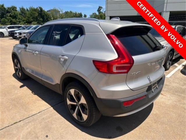 2025 Volvo XC40 Vehicle Photo in Houston, TX 77007