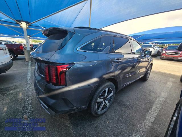 2021 Kia Sorento Vehicle Photo in DENTON, TX 76210-9321