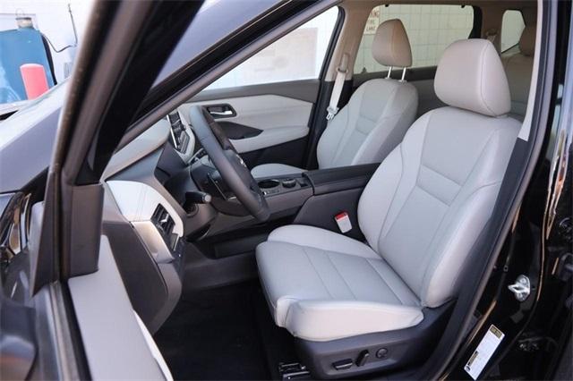 2025 Nissan Rogue Vehicle Photo in Hazelwood, MO 63042