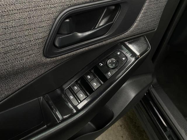 2023 Nissan Rogue Vehicle Photo in Appleton, WI 54913