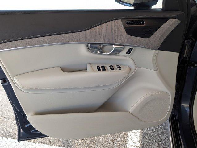 2021 Volvo XC90 Vehicle Photo in San Antonio, TX 78230