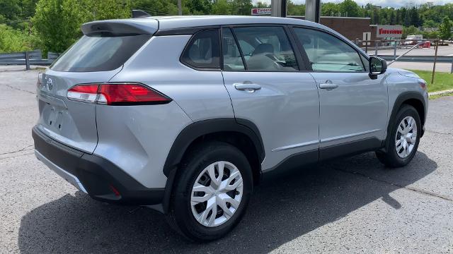 2024 Toyota Corolla Cross Vehicle Photo in MOON TOWNSHIP, PA 15108-2571