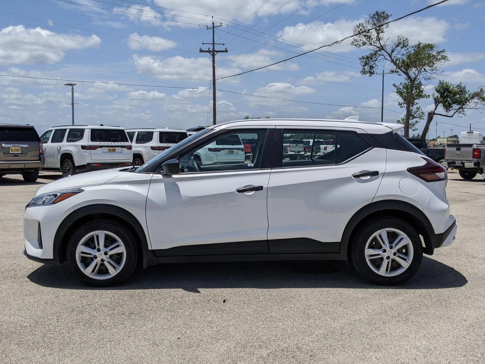 2022 Nissan Kicks Vehicle Photo in Seguin, TX 78155