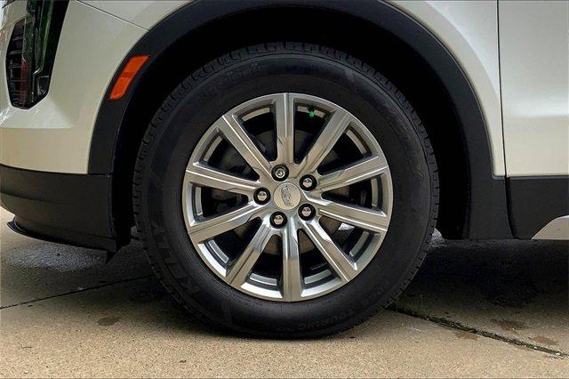 2021 Cadillac XT4 Vehicle Photo in KANSAS CITY, MO 64114-4545