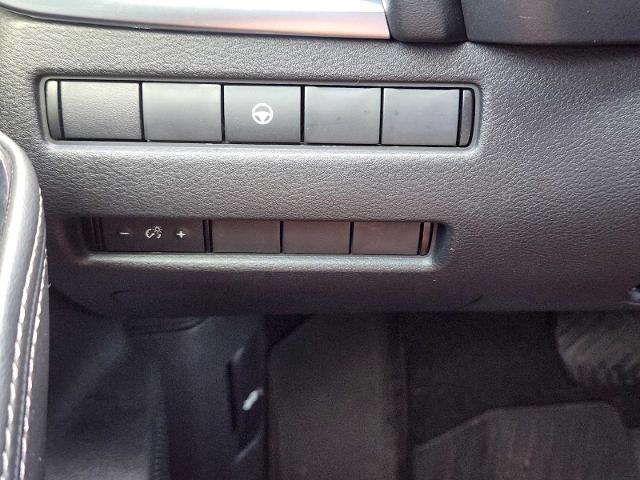 2022 Nissan Rogue Vehicle Photo in DENTON, TX 76210-9321