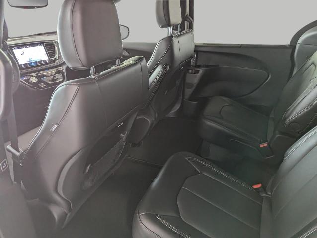 2025 Chrysler Pacifica Vehicle Photo in Oshkosh, WI 54901